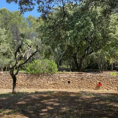 Prázdninový dům Maison En Pleine Nature -domaine Des Mille Pierres Laudun
